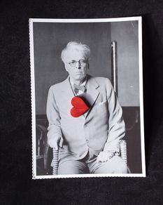 Ireland Postcard : William Butler Yeats , 1923 - Irish Independent Postcard