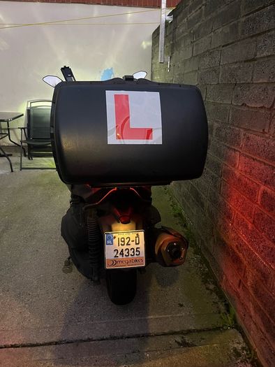 yamaha xmax 400 (no log book)