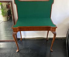 Foldable Poker Table