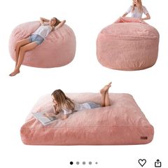 puff and double bed