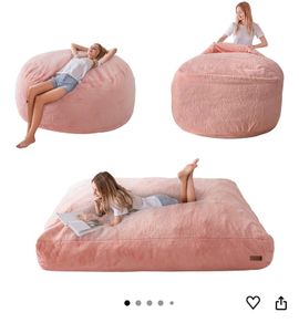 puff and double bed
