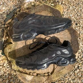 Premium Nike Air Max TN Black Leather