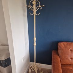 coat stand