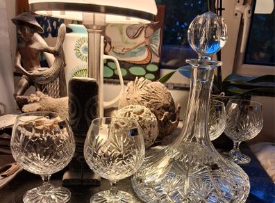Vintage Irish lead crystal Ships Decanter & 4 whiskey glasses