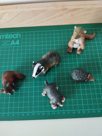 ELC Vintage Farm Animal Playset 20e for the lot