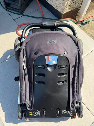 Mamas & Papas Flip3 Travel System Stroller  and Carrycot