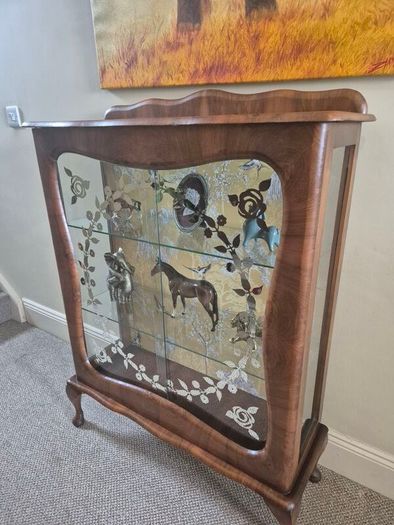 glass cabinet