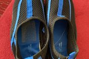 Water suits slippers size 1 /2