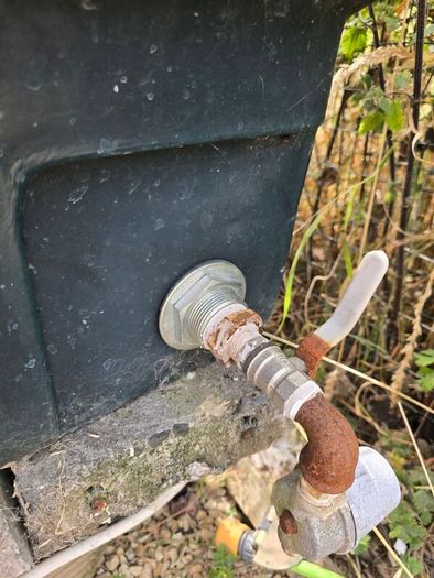 Oil  Tank