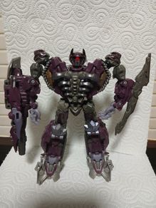 Transformer DOTM Shockwave