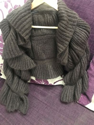 sisley cropped cardigan with ruffled sleeves