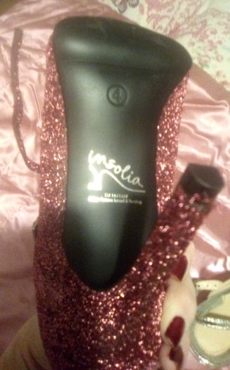 Women's shoes