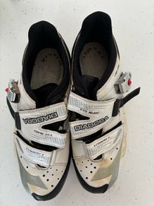 mountain bike shoes