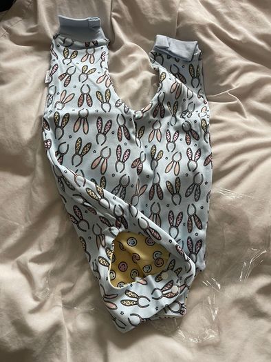 Snoozip bibs and reversible dungarees (size 9-12m)