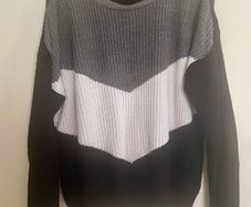 XL Booohoo jumper grey, white and black