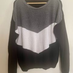 XL Booohoo jumper grey, white and black