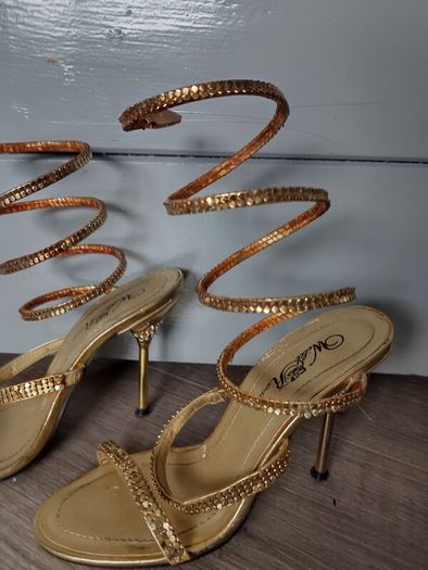 gold snake heels size 2-2,5 worn twice