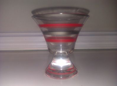 Set of 4 Vintage Liqueur Glasses.