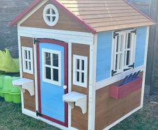 kids playhouse Brown