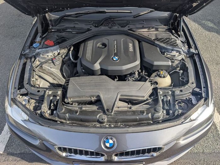 2017 Manual  BMW 318i Low Milage