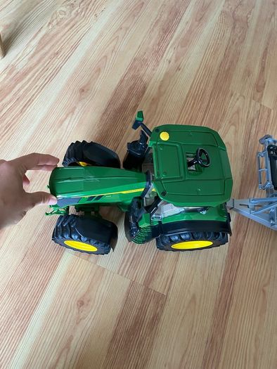 Bruder John Deere Tractor and Fliegl Slurry Tanker. Excellent Condition