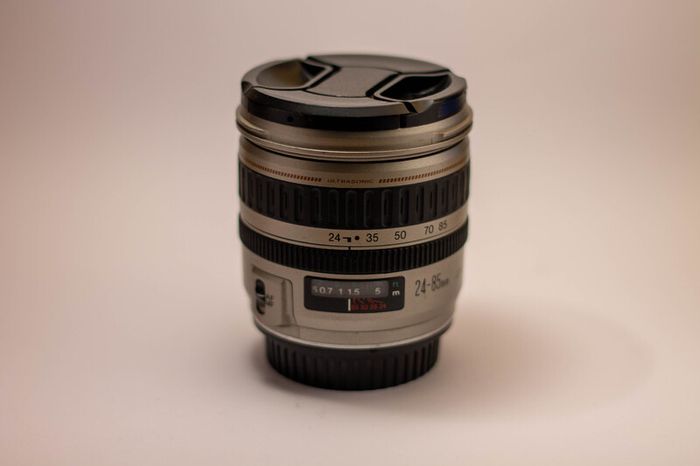 Canon EF 24-85mm f/3.5-4.5 USM