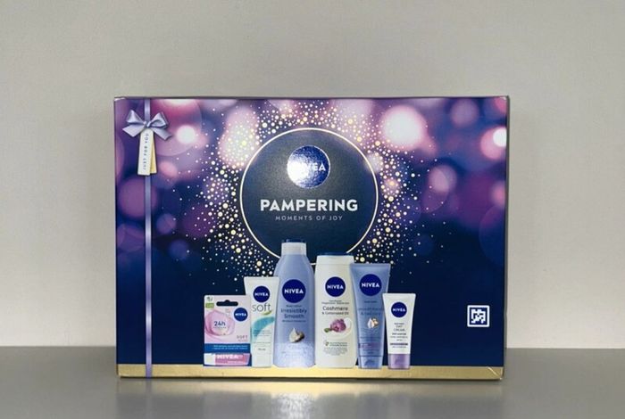 Brand-new Pampering Moments of Joy Skincare Gift Set