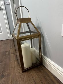 Large candls and holder
