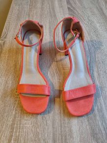 Womens shoes