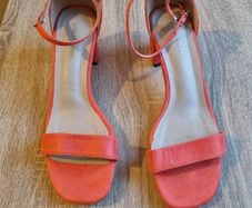 Womens shoes
