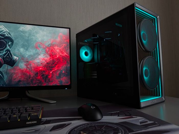High Quality Lian Li AMD Ryzen Custom Gaming PC | 7800X3D | RX9060XT 16GB | 32GB DDR5 | NVMe | Corsair 850X Gold | AIO LCD