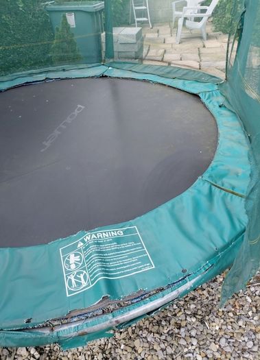 Trampoline