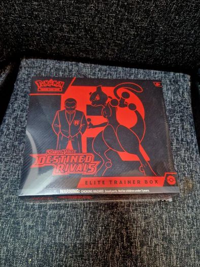 Pokemon Destined Rivals Elite Trainer Box