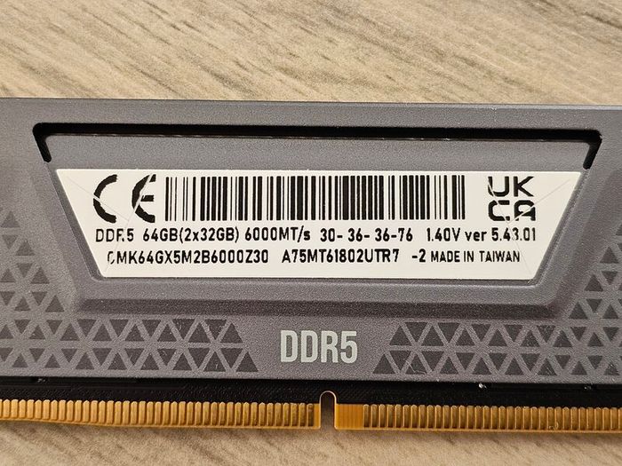 Corsair Vengeance 64GB (2x32GB) DDR5 - EXPO
