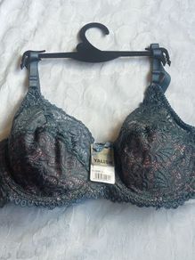 Yalish bra, Brand new, Size 52/120D