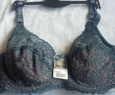 Yalish bra, Brand new, Size 52/120D