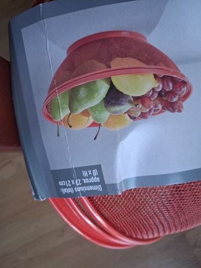 Livarno Wire Mesh fruit Basket with Lid.  27 x 21 cm