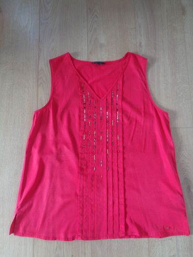 Ladies Tomy Hilfiger Top for Sale