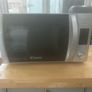 Microwave working perfectly Image 3