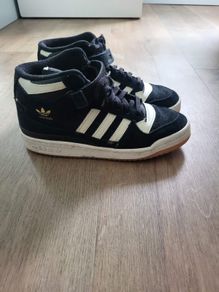 Adidas Forum mid trainers