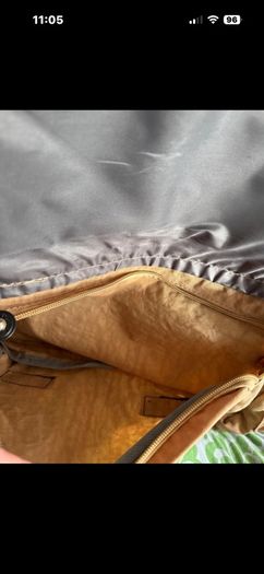 Angel crossbody bag - great condition