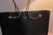 Ladies DKNY Bag