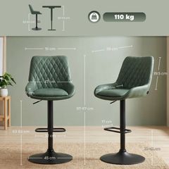 2 bar stools