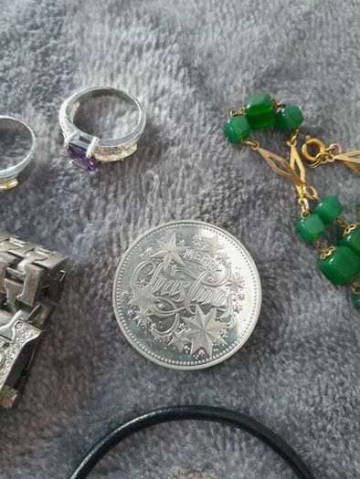 mix jewellery,ring,necklaces,what the pictures