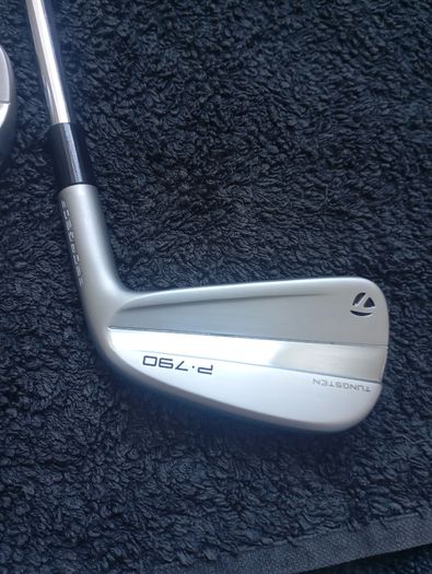 Taylormade P790 23