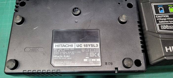 HITACHI / Hikoki  Battery Charger