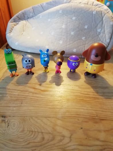 Toy Doggie figures