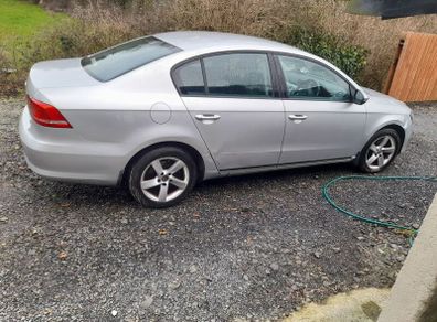Passat 1.6tdi B7 breaking for parts