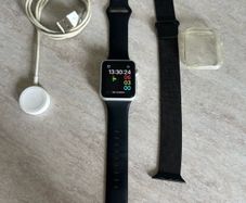 Apple Watch & AirPods