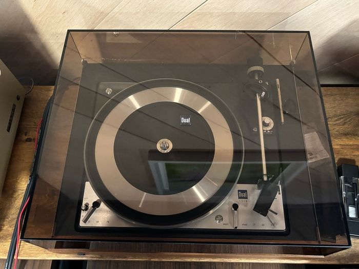 Vintage Fully Automatic Dual 1218 Turntable